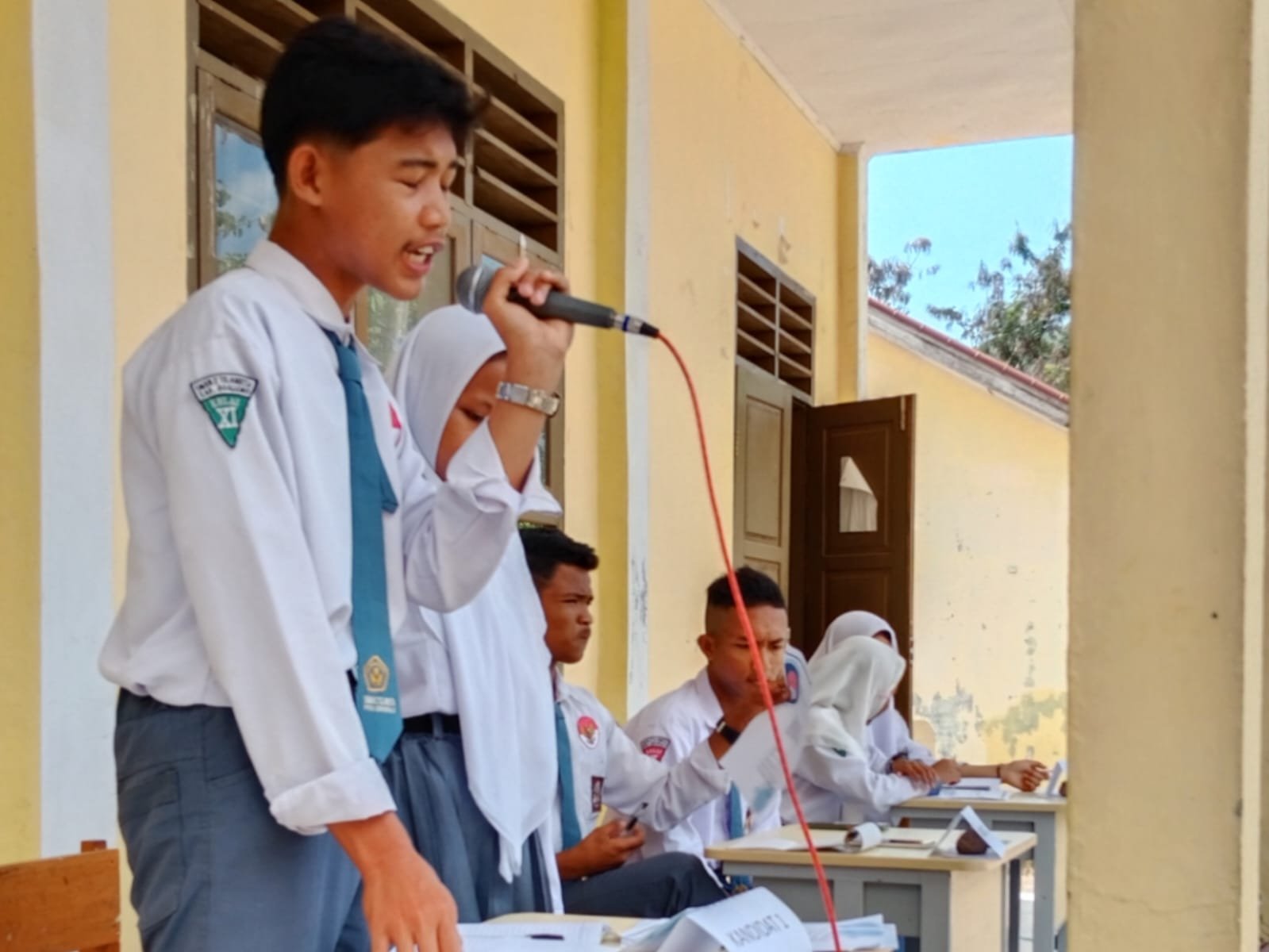 Terpilih Jadi Ketua Osis Sman 2 Tilamuta Rasya Abas Dipercaya Mampu