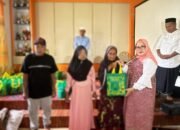 Buka Puasa Bersama Edisi Ketiga, Puskesmas Botumoito Salurkan Paket Idul Fitri bagi Kaum Dhuafa
