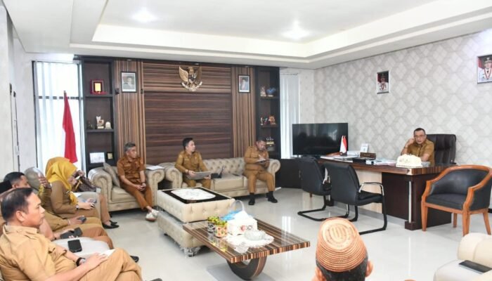 Perkuat Tata Kelola Desa, Wabup Boalemo Gelar Rapat dengan Dinas Sosial dan PMD