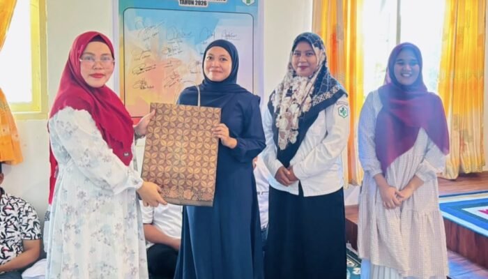 Empat Nakes Pindah Tugas, Puskesmas Botumoito Lepas Rekan Kerja dengan Doa dan Penghargaan